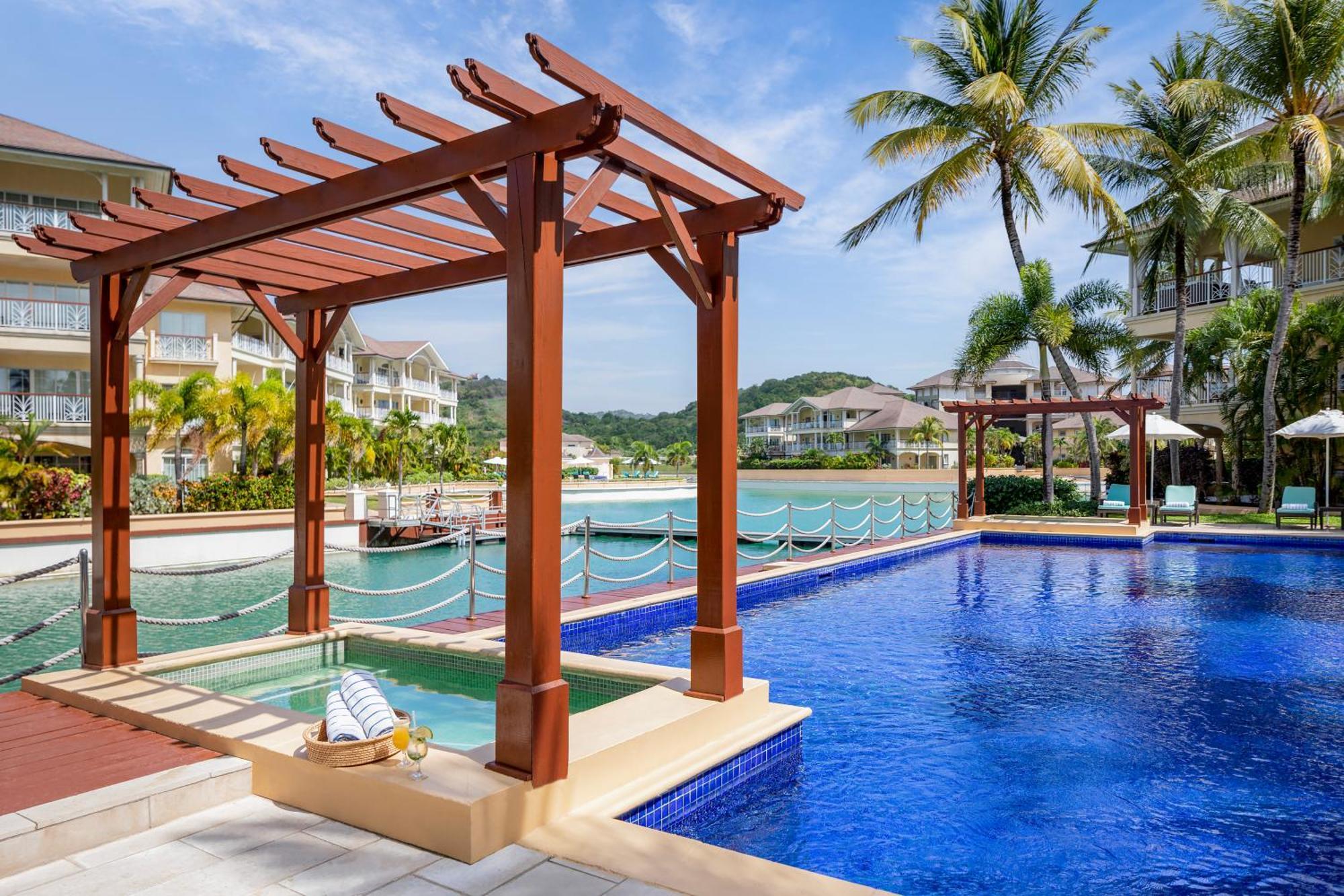 The Landings Resort And Spa - All Suites جزيرة جورس المظهر الخارجي الصورة